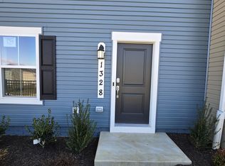 1328 Red Clover Ln, Ranson, WV 25438