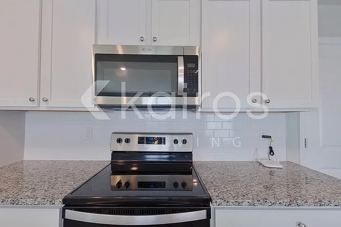 8675 SW 43rd Ter — Photo 8