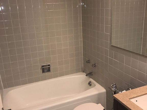 4th image of 3550 N Lake Shore Dr APT 1105