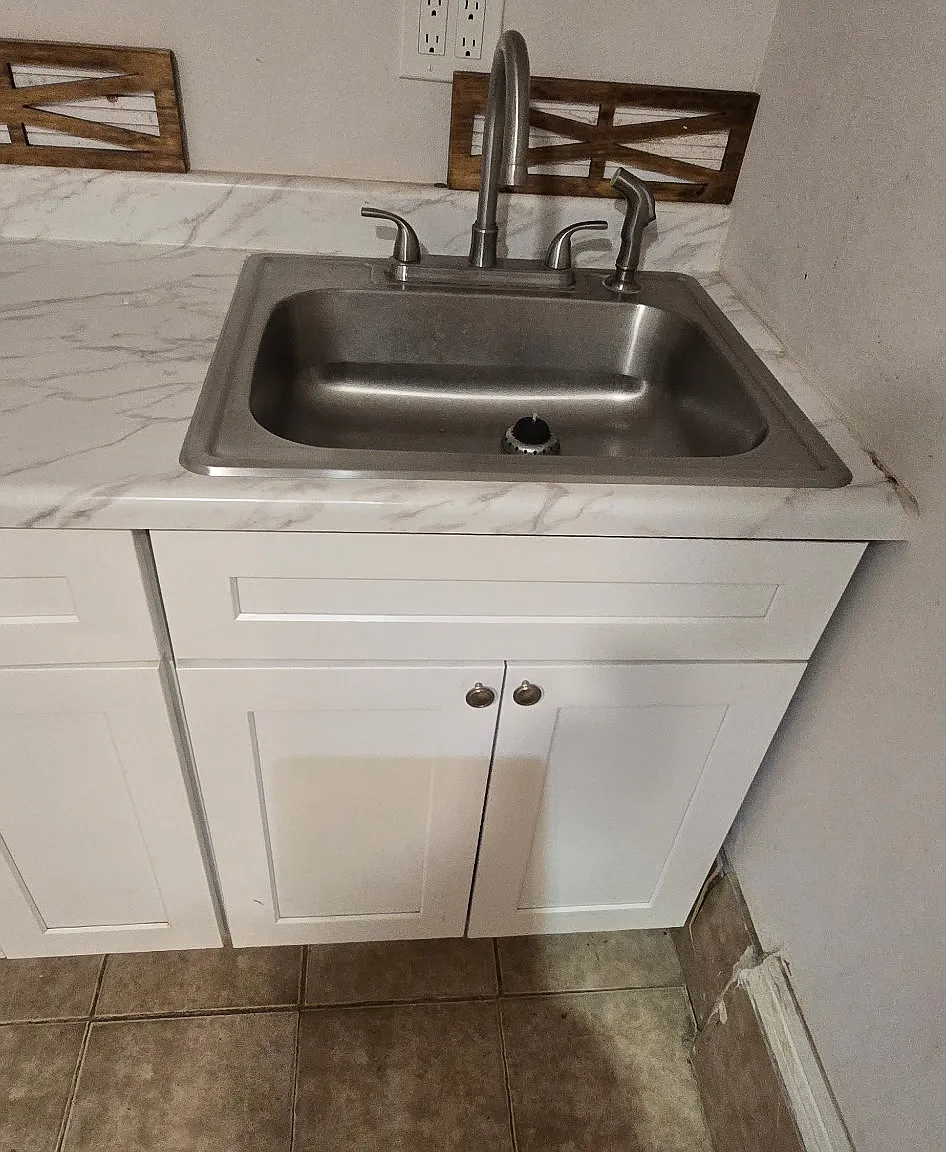 Studio, 400 sqft, $1,350 — Photo 3