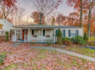 1925 Riggs Rd, South Park, PA 15129