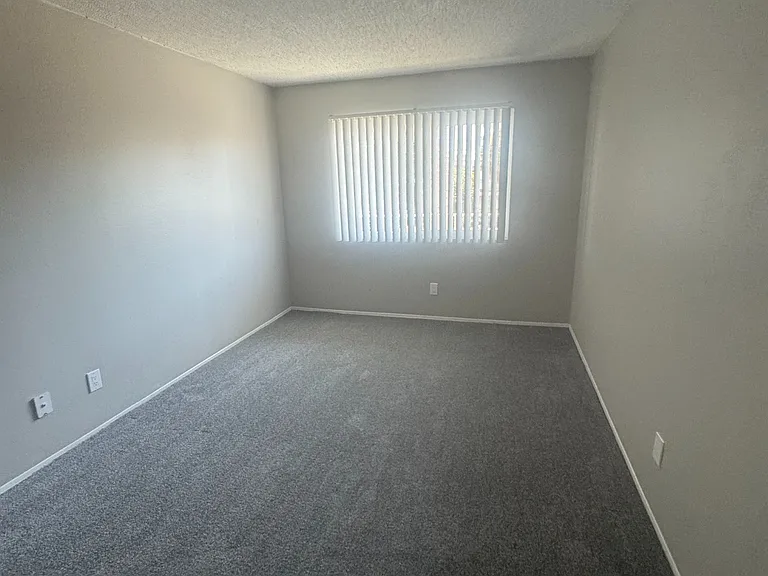 The Atherton Apartments — Photo 18