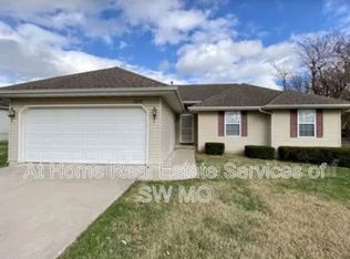 2019 E Primrose St, Republic, MO 65738