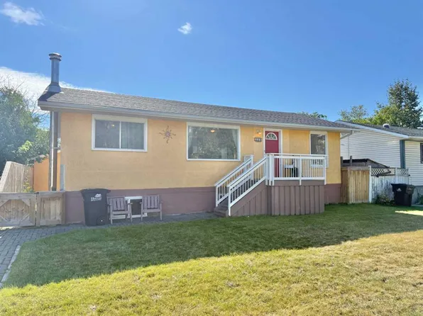 119 NW Erith Dr, Hinton, AB T7V 1P1