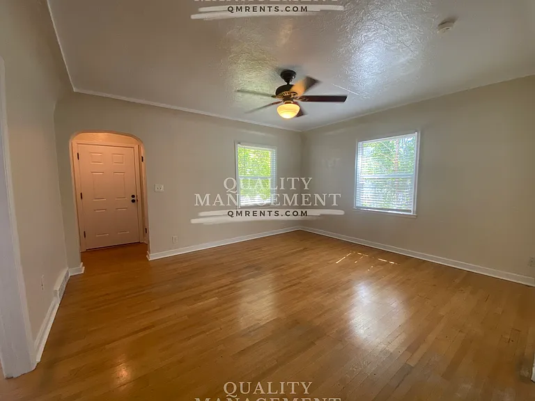 703 9th St S — Photo 3