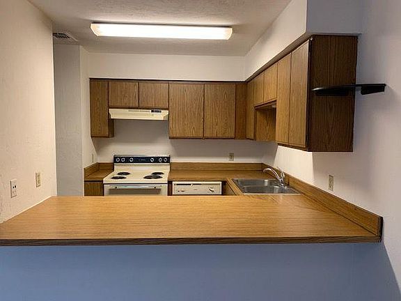5th image of 3872 Osprey Cir APT A
