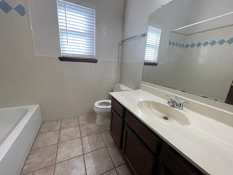2244 Robert Wynn St — Photo 10