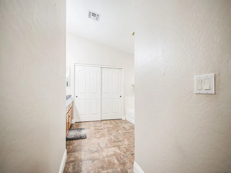 43205 W Roth Rd — Photo 30