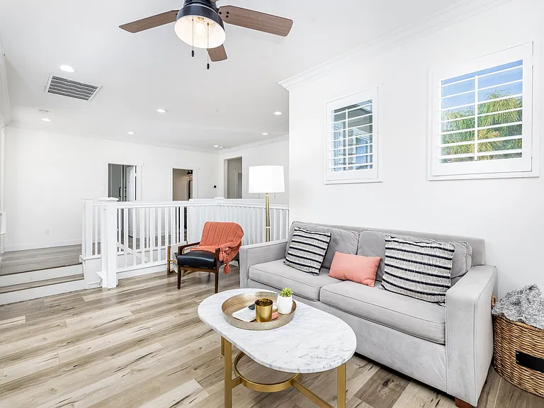 28080 Hayward Dr — Photo 13