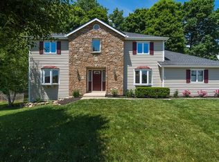 2314 Old Post Rd, Beavercreek, OH 45434