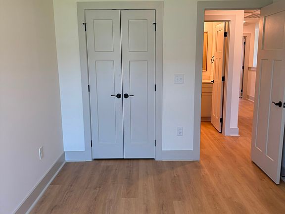 4th image of 77 She Oak Dr SW