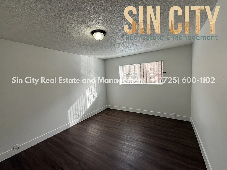 2659 S Van Patten St #5 — Photo 1