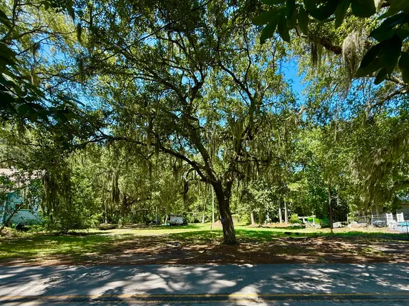 2 & 3 Pitts Bayshore Dr, Freeport, FL 32439