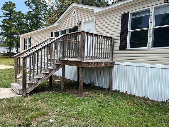 3rd image of 140 Castleville Ct