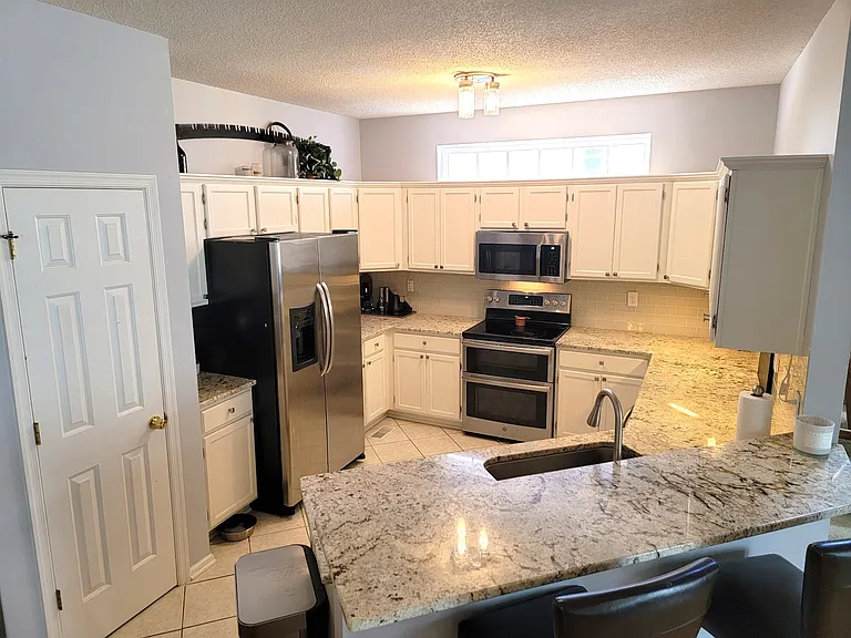 3974 Shady Oaks Dr — Photo 5