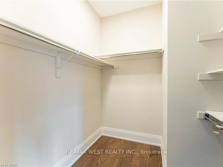 119 Jay St — Photo 24