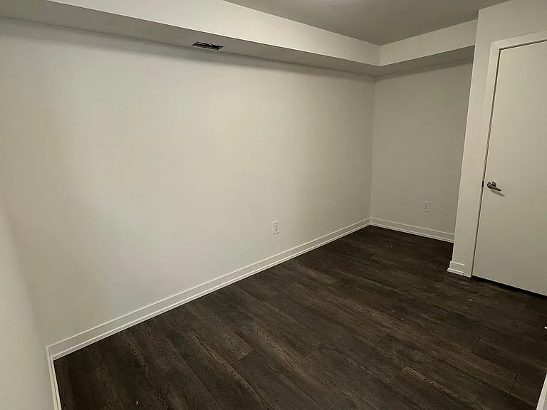 1680 Victoria Park Ave #107 — Photo 9