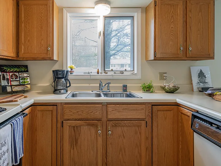 43 Pine Hill Dr #43 — Photo 5