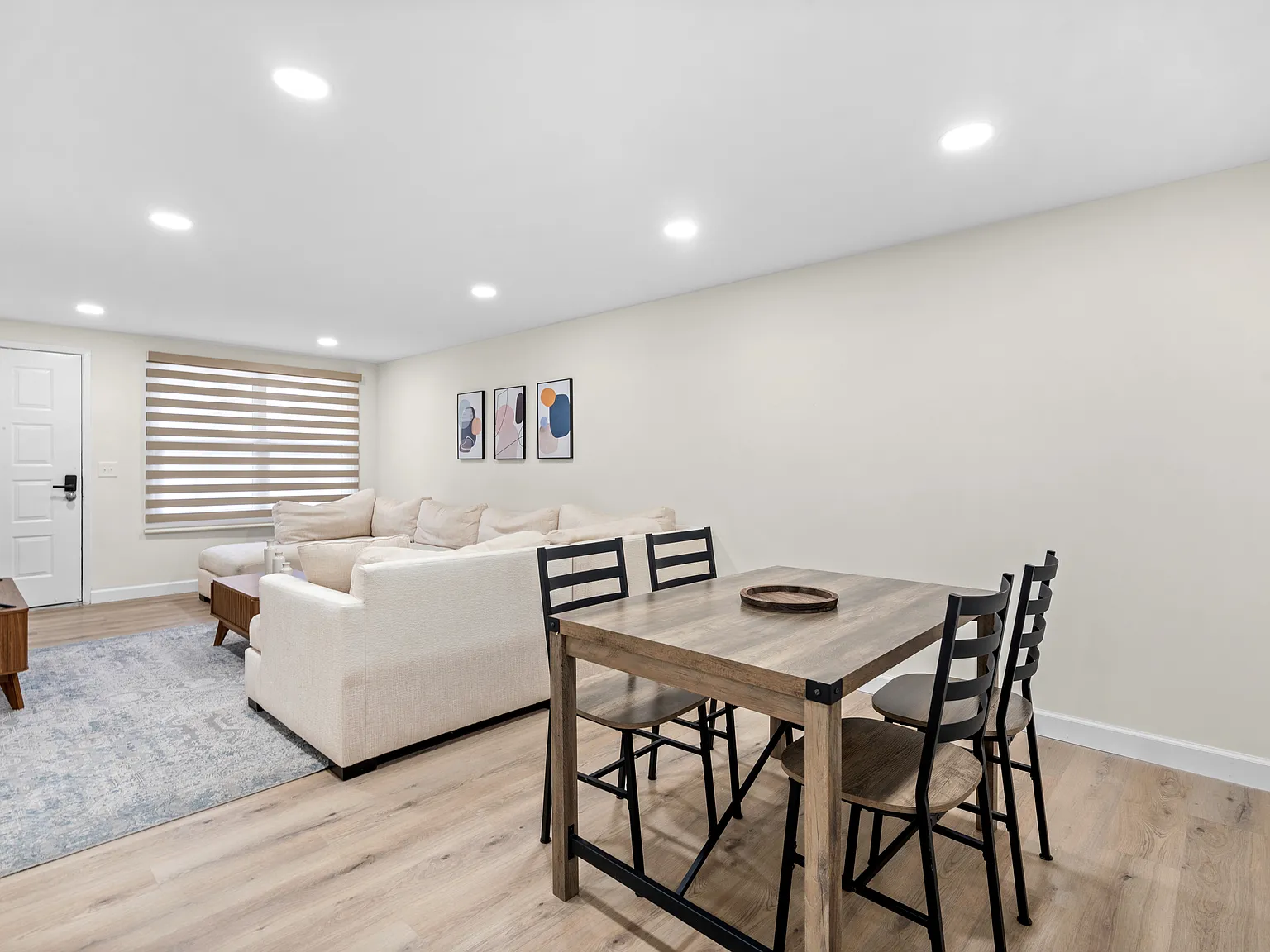 Roanoke Villas — Photo 4