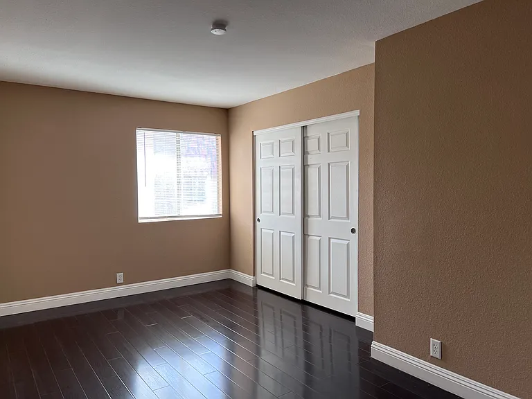 5281 River Glen Dr — Photo 12