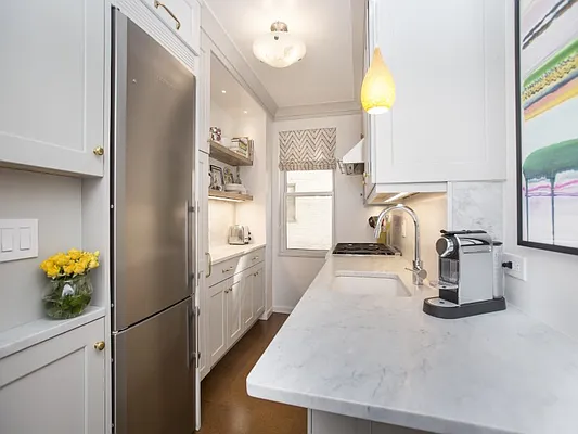 Sold by Sotheby's International Realty | media 15