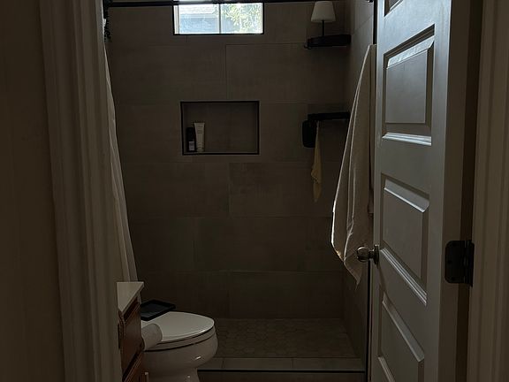 3rd image of 2904 Bond Dr