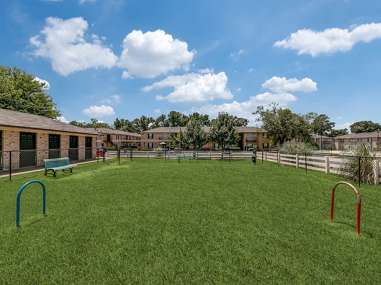 Saddle Brook — Photo 19