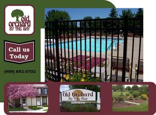485 Old Orchard Dr, Essexville, MI 48732