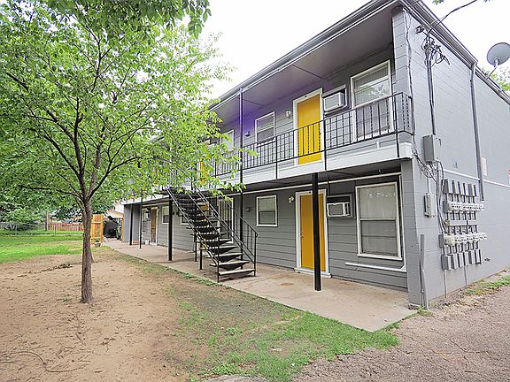 2nd image of 903 Springdale Rd APT A