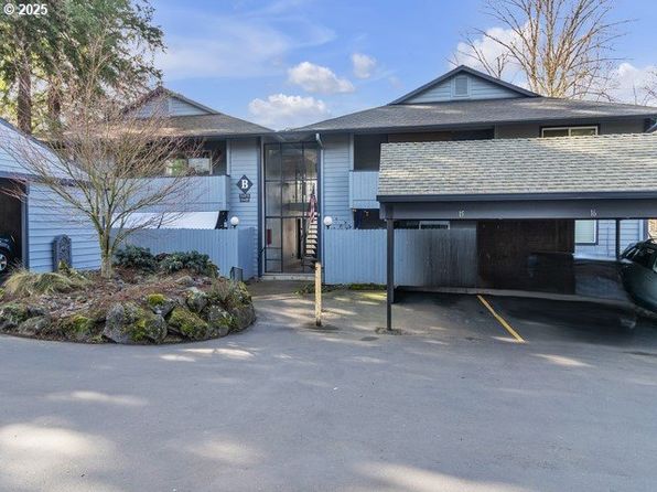 16850 SW Gleneagle Dr APT 17B, Sherwood, OR 97140