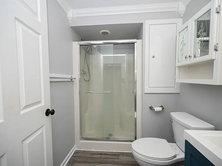 655 Almas Ct — Photo 32