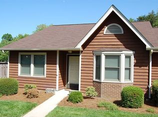 511 Rock Cliff Ct, Winston Salem, NC 27104