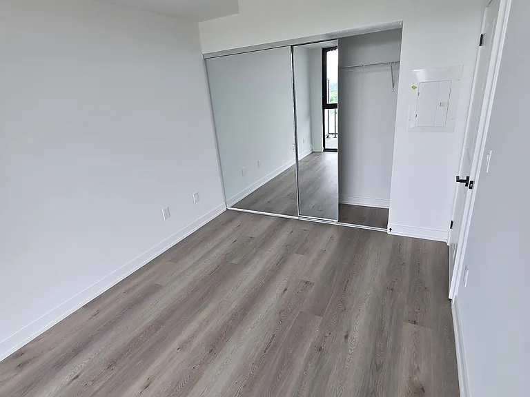 2075 Lakeshore Rd #2309 — Photo 16