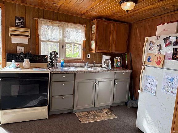5th image of 11686 E State Rd #450