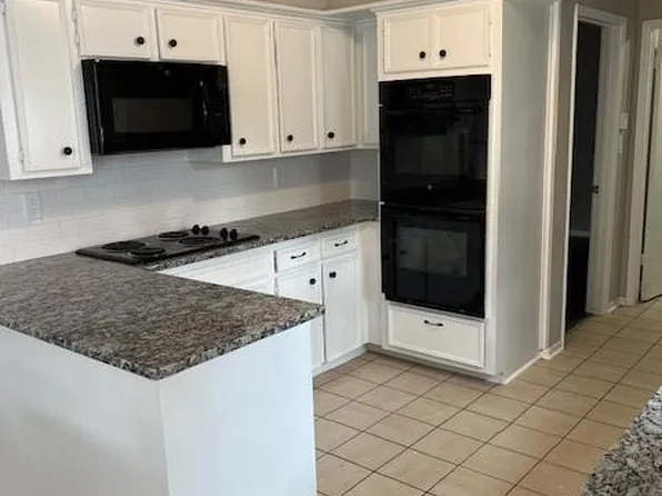 16326 Locke Haven Dr, Houston, TX 77059