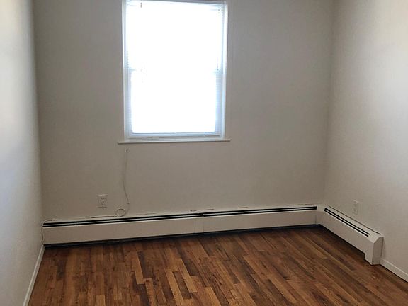 4th image of 14422 25th Dr