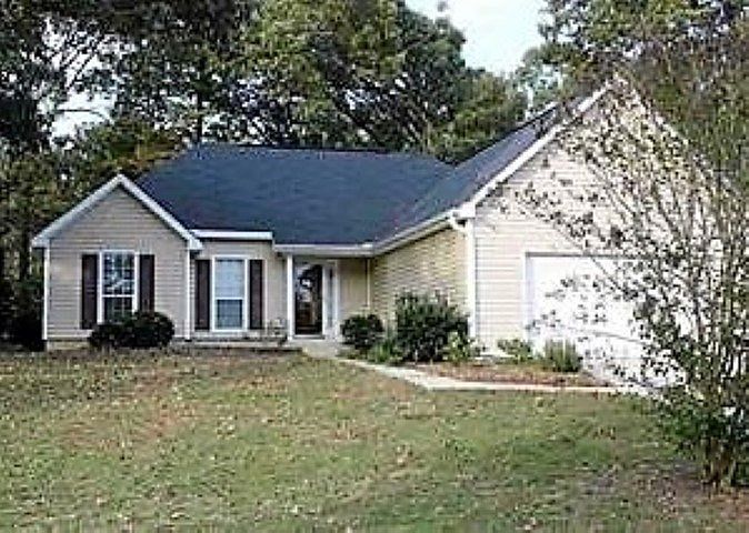 1st image of 147 Carriage Hill Dr