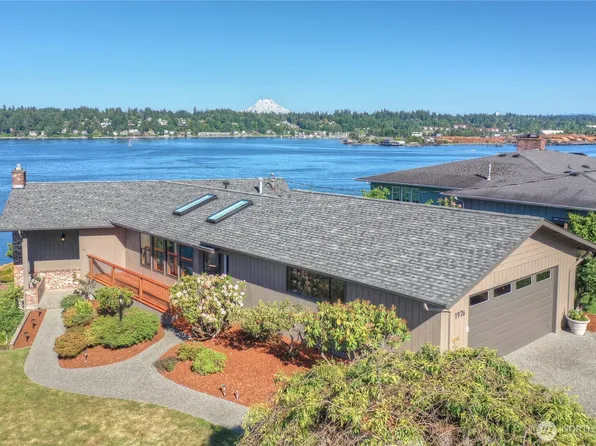 1976 Harborview Drive NW, Olympia, WA 98502