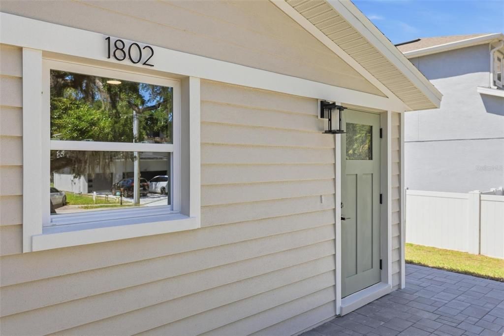 1802 Robinhood St, Sarasota, FL - View 3