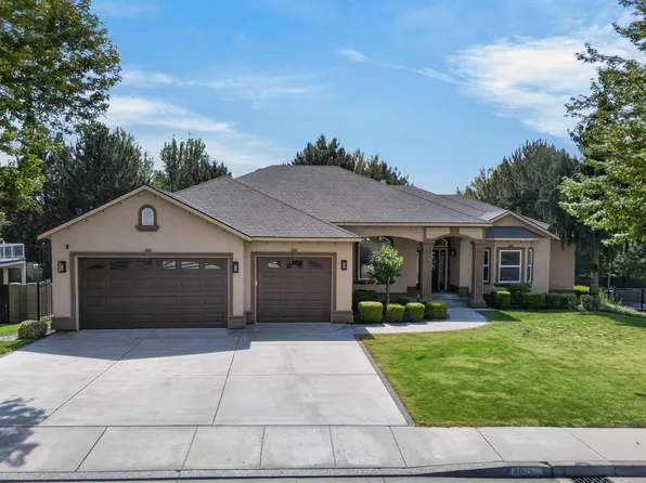 8805 W 3rd Ave, Kennewick, WA 99336