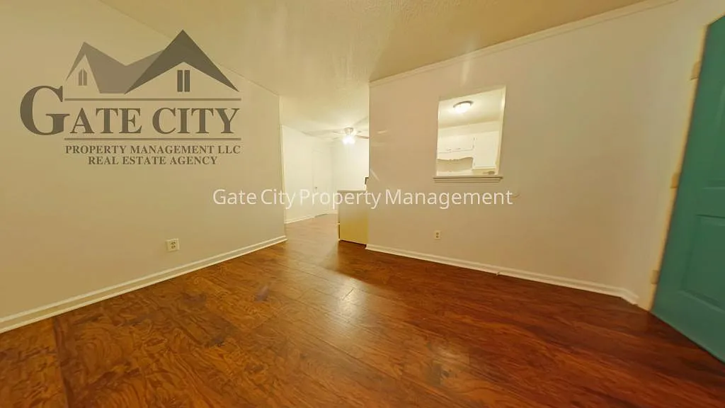 5661 F Hornaday Rd — Photo 4