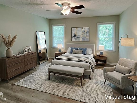 3rd image of 720 Bermuda Ave