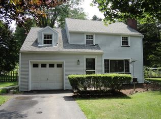 1907 Penfield Rd, Penfield, NY 14526