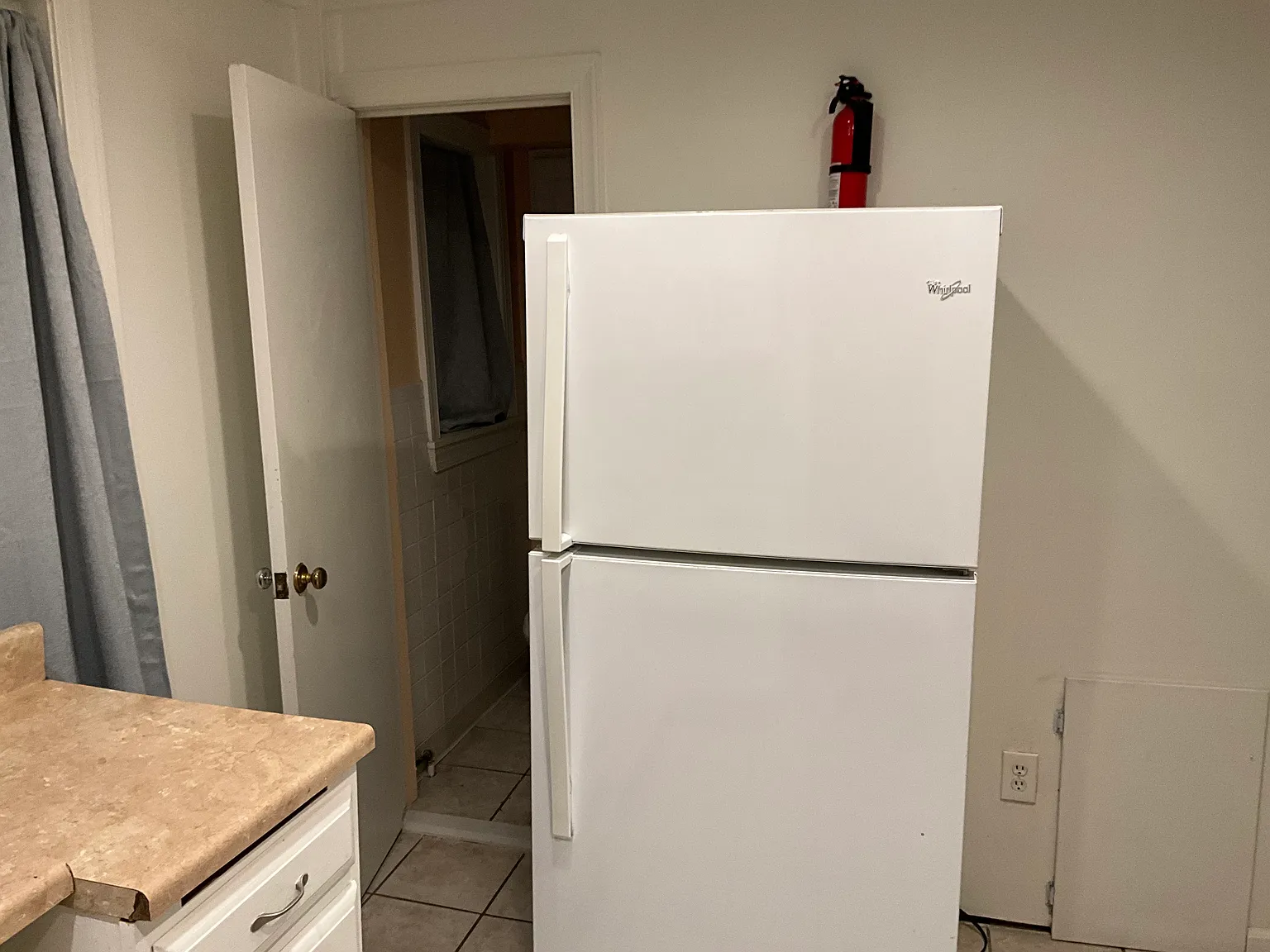 721 Meadow Ave — Photo 3