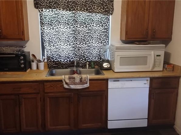 335 Chase Woods Cir, Jonesboro, GA 30236