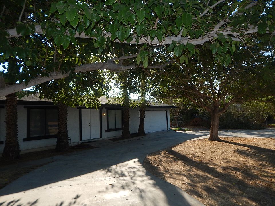 1st image of 12449 Magnolia Ave