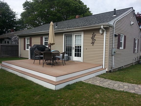 Exterior - Rear - Deck