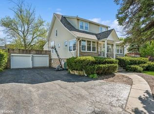 2605 Lake Ave, Wilmette, IL