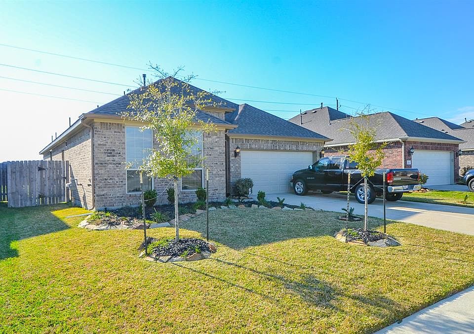 1st image of 2418 Argos Dr