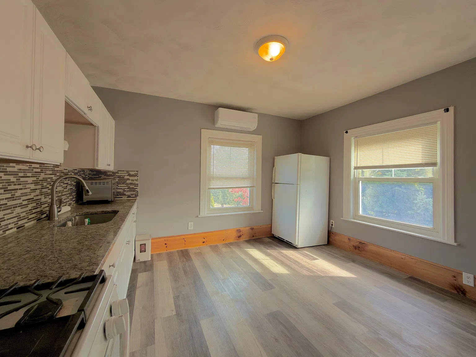 2 bed, 900 sqft, $1,795 — Photo 4